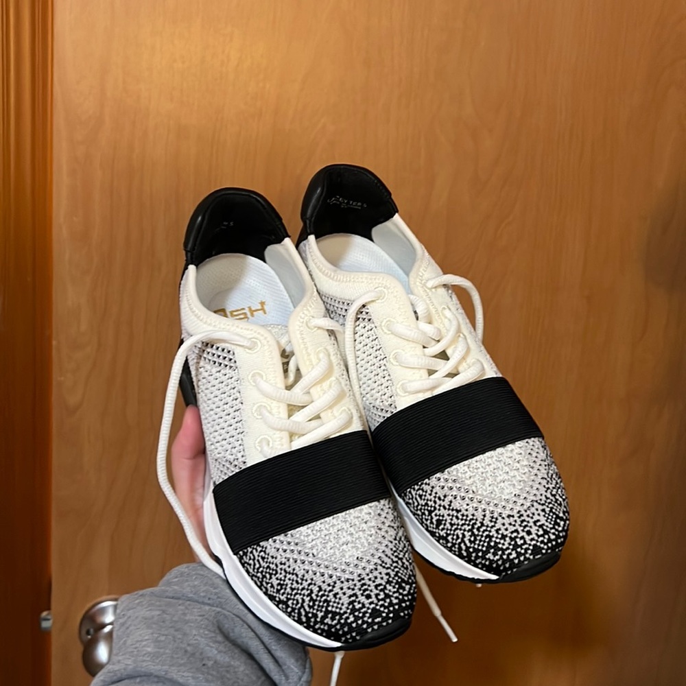 Ash beige shoes!